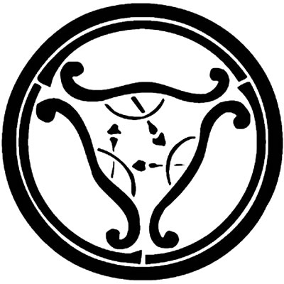 中輪に中陰三つ割り唐団扇