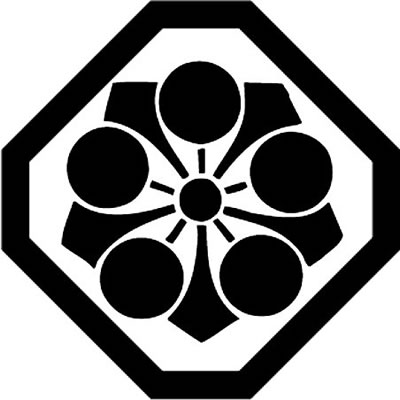 隅切り角に剣梅鉢