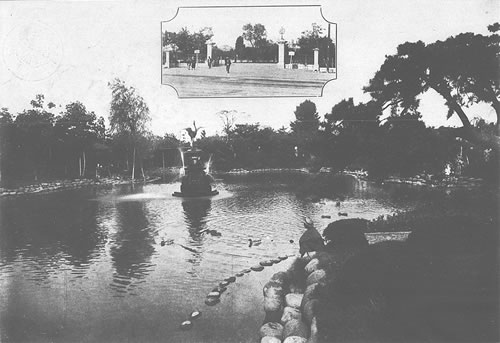 東京・日比谷公園  鶴の噴水・1909年・明治42年「最新東京名所写真帖」より（国立国会図書館蔵）